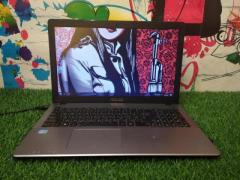 Классный ноутбук ASUS X550V