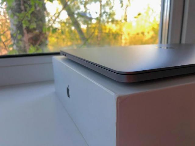 Продам  Macbook Pro 13'3 2017 Touch Bar. - 3