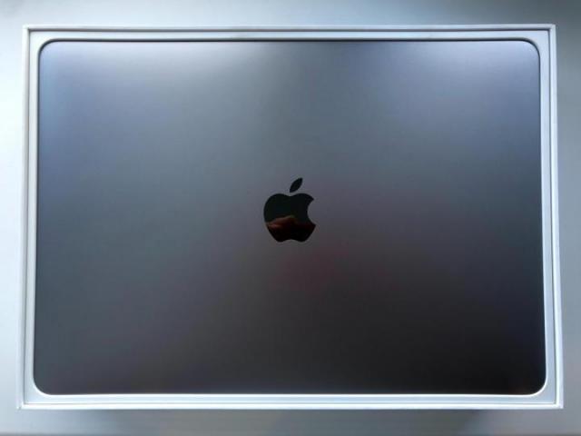 Продам  Macbook Pro 13'3 2017 Touch Bar. - 4